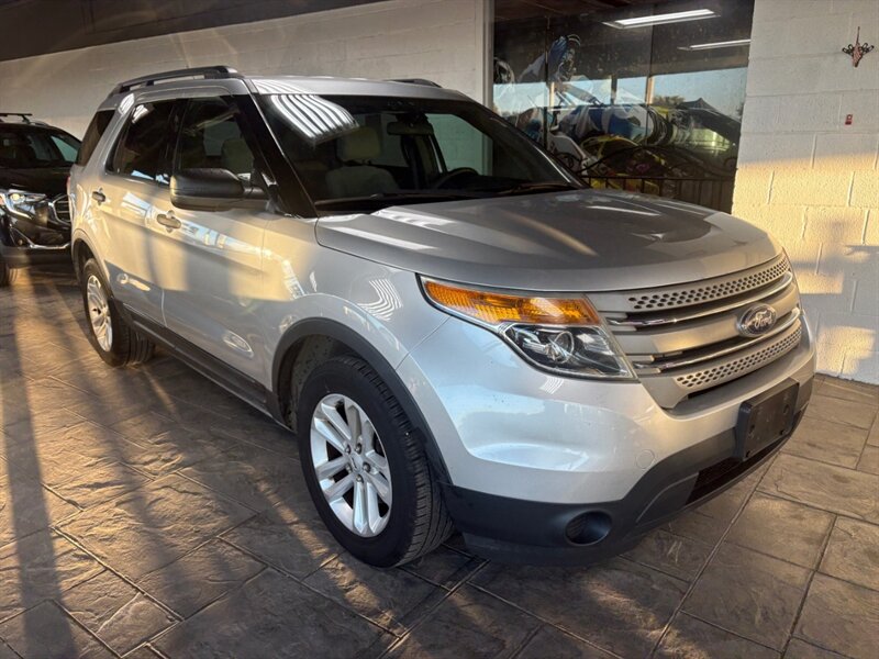 2015 Ford Explorer   - Photo 1 - Newark, IL 60541