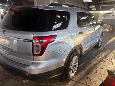 2015 Ford Explorer   - Photo 2 - Newark, IL 60541