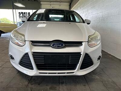 2012 Ford Focus SE   - Photo 5 - Newark, IL 60541