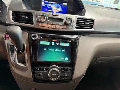 2014 Honda Odyssey EX-L w/Navi   - Photo 16 - Newark, IL 60541