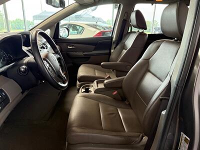 2014 Honda Odyssey EX-L w/Navi   - Photo 9 - Newark, IL 60541