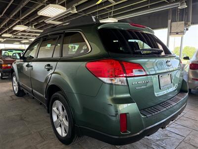 2013 Subaru Outback 2.5i Premium   - Photo 5 - Newark, IL 60541