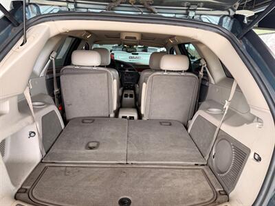 2005 Chrysler Pacifica Touring   - Photo 10 - Newark, IL 60541