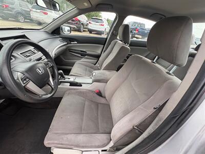 2011 Honda Accord LX - Photo 6 - Newark, IL 60541