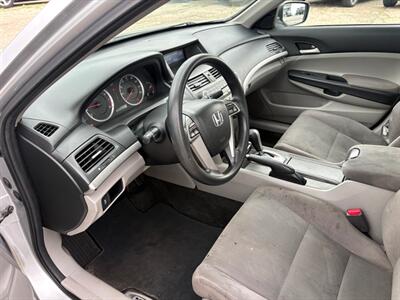 2011 Honda Accord LX - Photo 5 - Newark, IL 60541