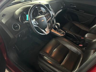 2013 Chevrolet Cruze 2LT Auto - Photo 5 - Newark, IL 60541