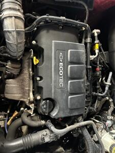 2013 Chevrolet Cruze 2LT Auto - Photo 7 - Newark, IL 60541