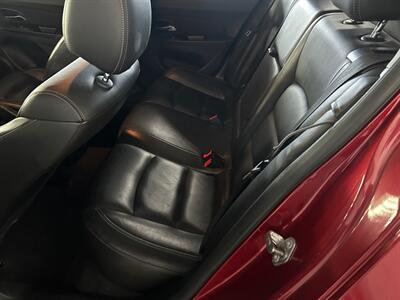 2013 Chevrolet Cruze 2LT Auto - Photo 6 - Newark, IL 60541