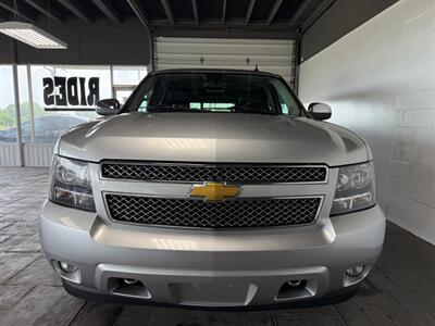 2012 Chevrolet Suburban LTZ 1500   - Photo 3 - Newark, IL 60541