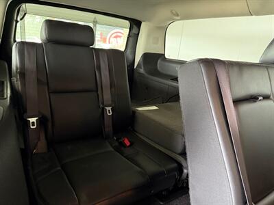2012 Chevrolet Suburban LTZ 1500   - Photo 9 - Newark, IL 60541