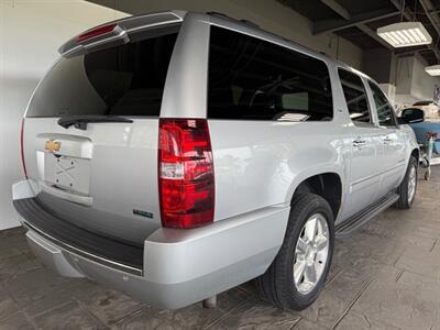 2012 Chevrolet Suburban LTZ 1500   - Photo 6 - Newark, IL 60541