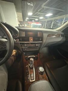 2017 BMW X3 xDrive28i - Photo 8 - Newark, IL 60541