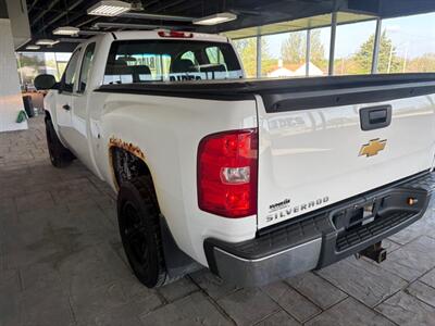 2013 Chevrolet Silverado 1500 Work Truck   - Photo 4 - Newark, IL 60541