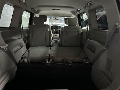 2015 Nissan Quest 3.5 S   - Photo 12 - Newark, IL 60541