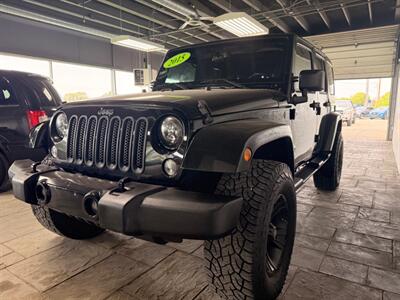 2015 Jeep Wrangler Sahara - Photo 3 - Newark, IL 60541