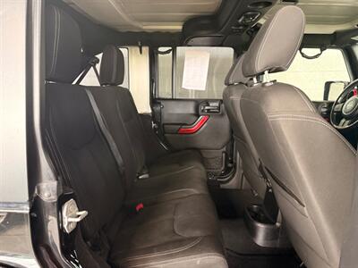 2015 Jeep Wrangler Sahara - Photo 9 - Newark, IL 60541
