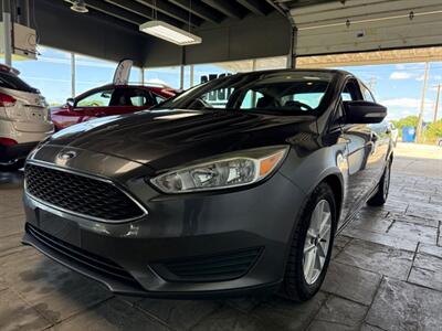 2015 Ford Focus SE   - Photo 3 - Newark, IL 60541