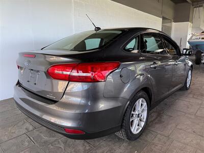 2015 Ford Focus SE   - Photo 5 - Newark, IL 60541