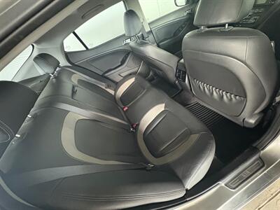 2012 Kia Optima Hybrid LX   - Photo 7 - Newark, IL 60541