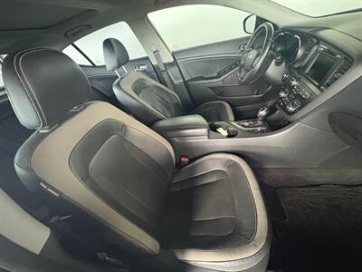 2012 Kia Optima Hybrid LX   - Photo 6 - Newark, IL 60541