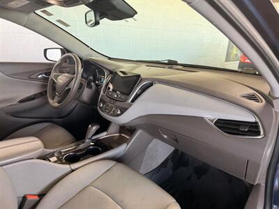 2016 Chevrolet Malibu LT   - Photo 8 - Newark, IL 60541