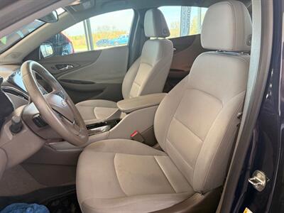 2016 Chevrolet Malibu LT   - Photo 6 - Newark, IL 60541