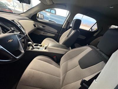 2012 Chevrolet Equinox LT   - Photo 5 - Newark, IL 60541