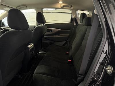2015 Nissan Murano SV - Photo 12 - Newark, IL 60541