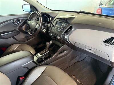 2015 Hyundai TUCSON SE   - Photo 5 - Newark, IL 60541