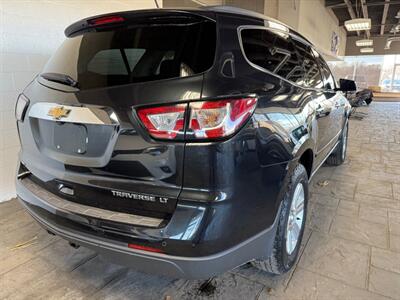 2014 Chevrolet Traverse LT   - Photo 4 - Newark, IL 60541