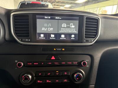 2020 Kia Sportage LX   - Photo 12 - Newark, IL 60541