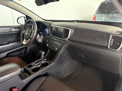 2020 Kia Sportage LX   - Photo 7 - Newark, IL 60541