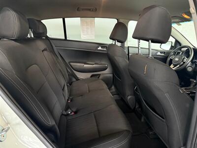 2020 Kia Sportage LX   - Photo 9 - Newark, IL 60541
