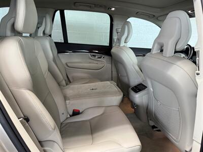 2016 Volvo XC90 T6 Momentum   - Photo 10 - Newark, IL 60541