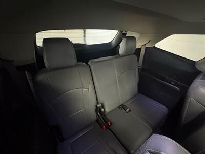 2018 Buick Enclave Essence   - Photo 8 - Newark, IL 60541