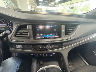 2018 Buick Enclave Essence   - Photo 9 - Newark, IL 60541