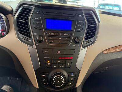 2015 Hyundai SANTA FE Sport 2.4L - Photo 12 - Newark, IL 60541