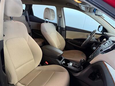 2015 Hyundai SANTA FE Sport 2.4L - Photo 10 - Newark, IL 60541