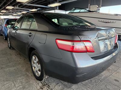 2007 Toyota Camry CE - Photo 6 - Newark, IL 60541