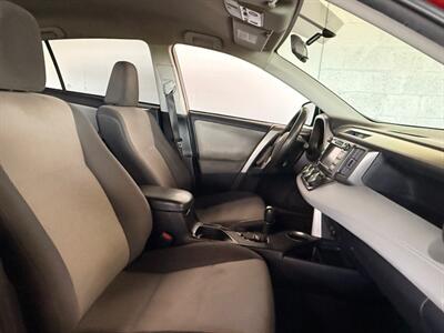 2015 Toyota RAV4 LE   - Photo 10 - Newark, IL 60541