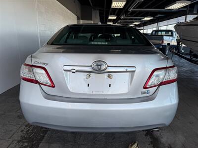 2010 Toyota Camry Hybrid - Photo 3 - Newark, IL 60541