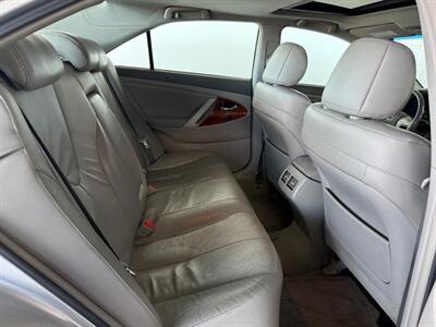 2010 Toyota Camry Hybrid - Photo 11 - Newark, IL 60541