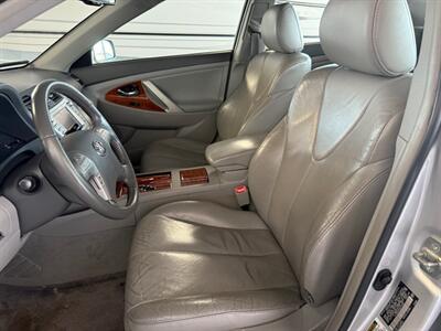 2010 Toyota Camry Hybrid - Photo 7 - Newark, IL 60541