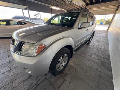 2012 Nissan Pathfinder Silver Edition   - Photo 4 - Newark, IL 60541