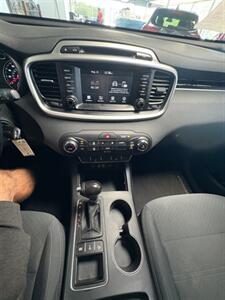 2017 Kia Sorento LX   - Photo 7 - Newark, IL 60541