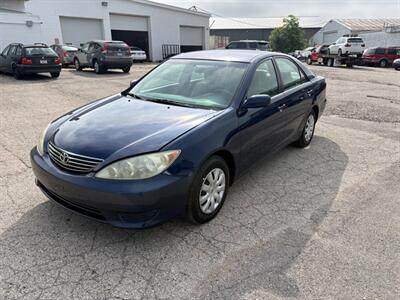 2005 Toyota Camry LE - Photo 4 - Newark, IL 60541