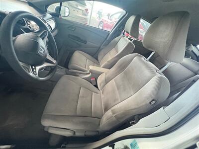2011 Honda Insight EX   - Photo 6 - Newark, IL 60541