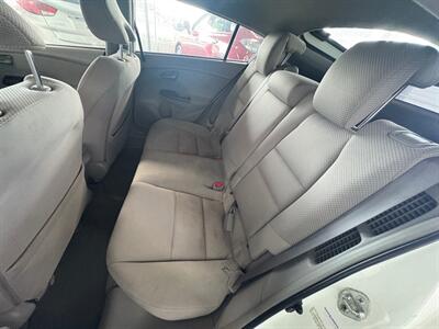 2011 Honda Insight EX   - Photo 7 - Newark, IL 60541