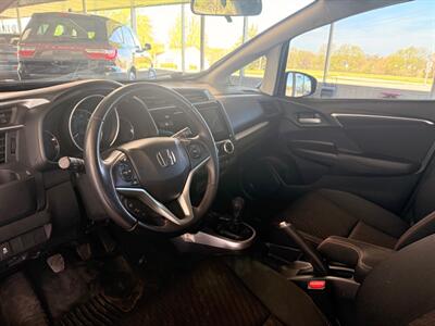 2018 Honda Fit Sport   - Photo 6 - Newark, IL 60541