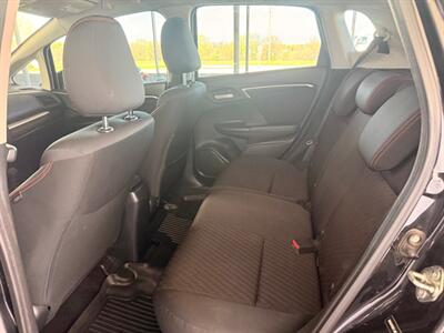 2018 Honda Fit Sport   - Photo 9 - Newark, IL 60541